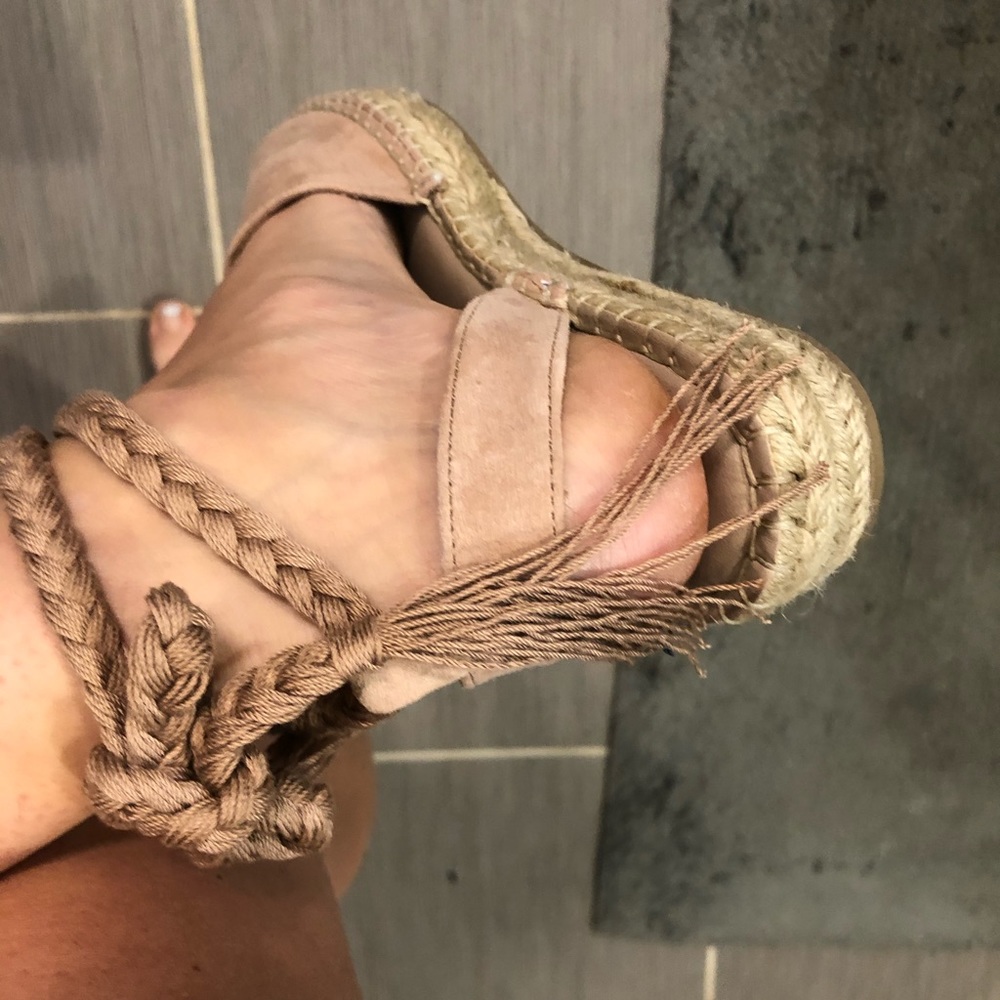 Steve Madden espadrilles. - Picture 6 of 7